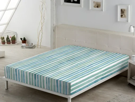 the-linen-company-bedding-fitted-sheet-set-queen-sea-stripe-bed-sheet-set-41404416262403_5d164eb8-1a61-4db9-8d68-278b6a433221